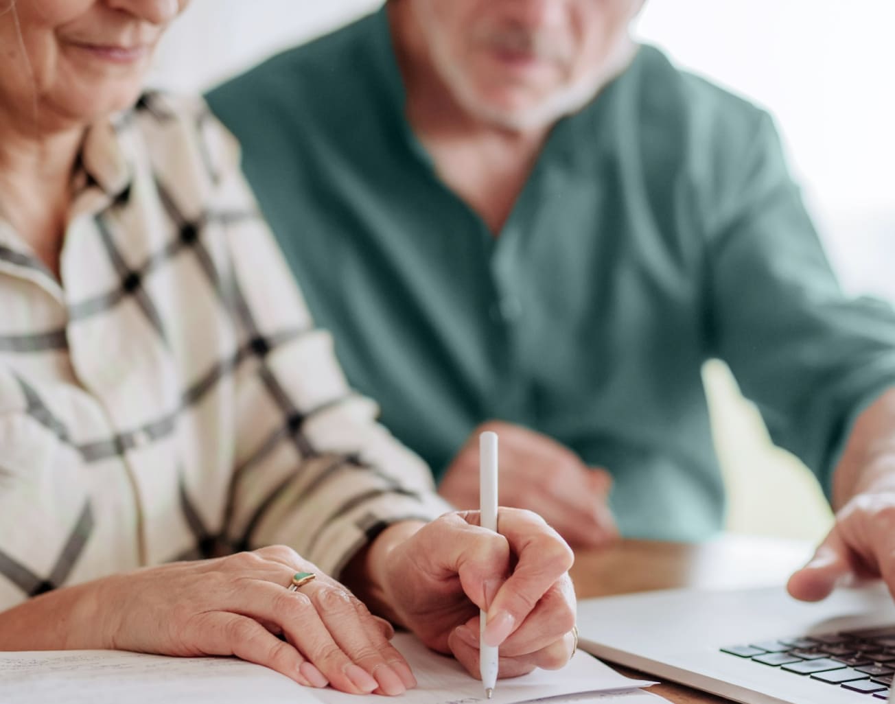 Проверь близкого